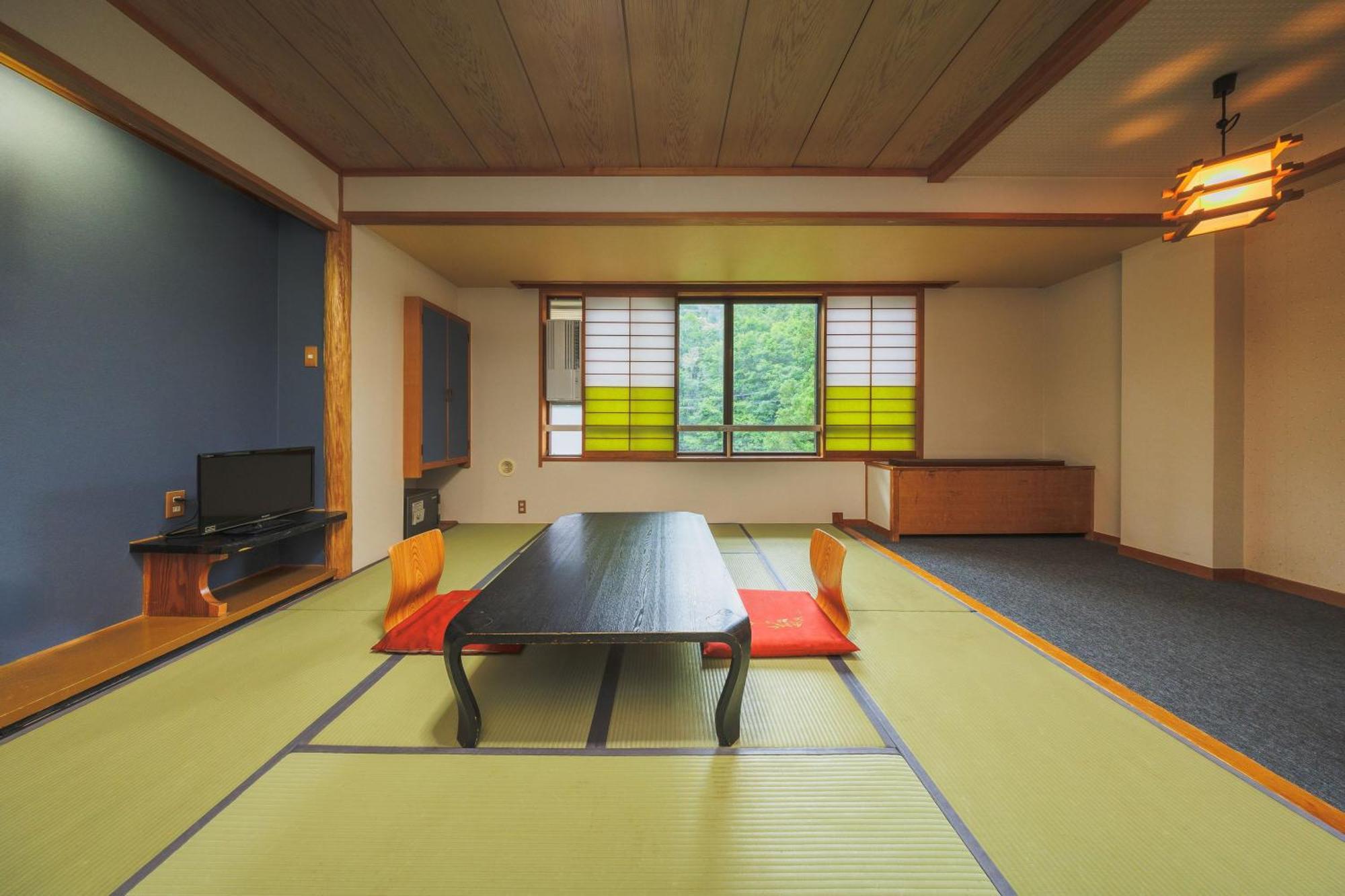 Takamiya Hotel Hammond Yamagata  Buitenkant foto